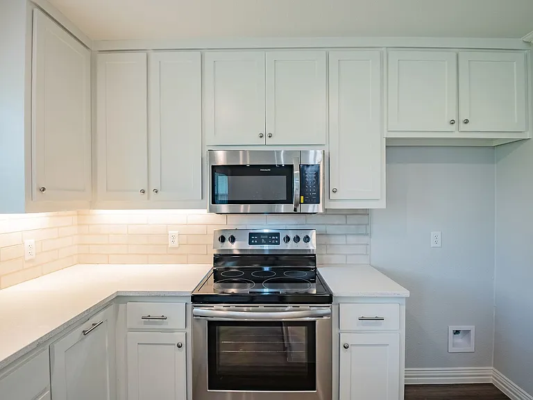 3462 Coronado Ct — Photo 14