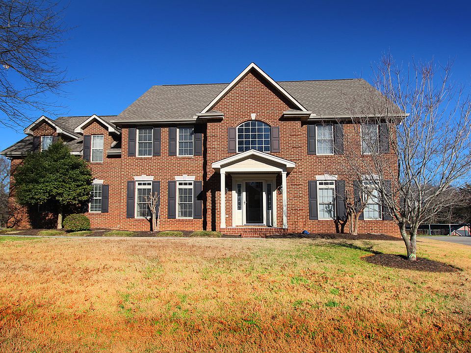 1st image of 3418 Bridlebrooke Dr