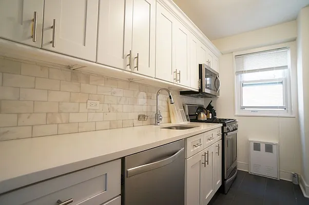 Rented by Bold New York | media 8