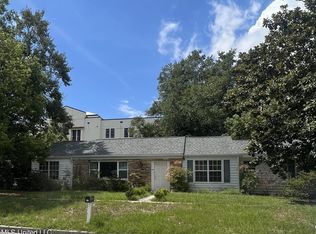 134 Beach Park Pl, Long Beach, MS 39560