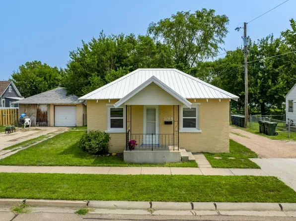 1015 N Willow Street, North Platte, NE 69101