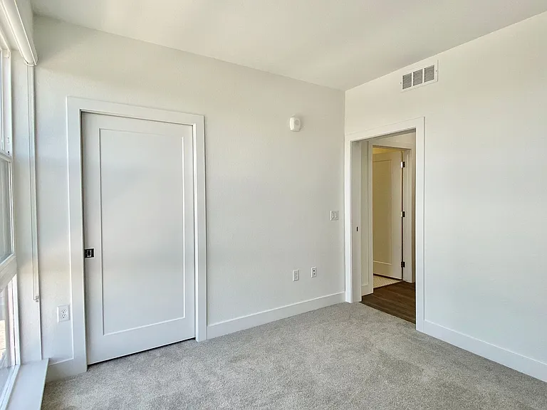 3500 S Corona St #504 — Photo 23