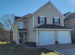 8019 N Lawn Ave, Kansas City, MO 64119