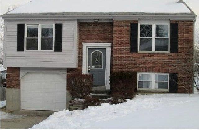 1st image of 10 Connie Ln