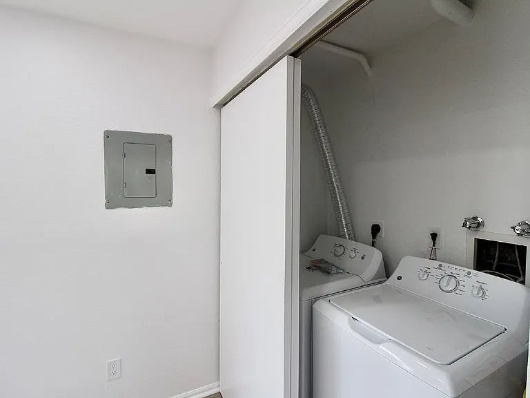 1353 S Coffman St #1 — Photo 7