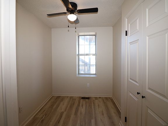 2nd image of 108 N Market St #7