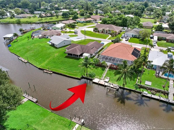 175 NE Fatima Ter, Port Saint Lucie, FL 34983