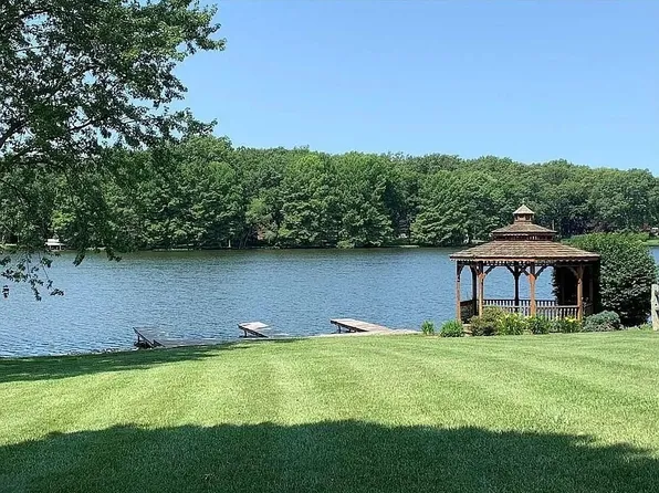 10819 N 1545th St, Paris, IL 61944