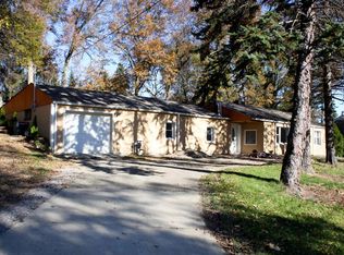 1869 Duncan Ave, Allison Park, PA 15101