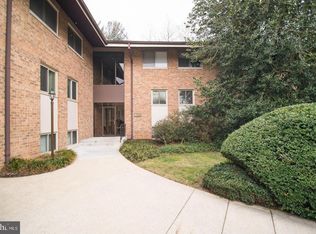 18609 Walkers Choice Rd APT 1, Montgomery Village, MD 20886