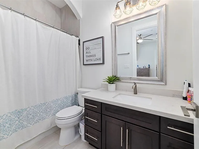 710 Delano St #A — Photo 19