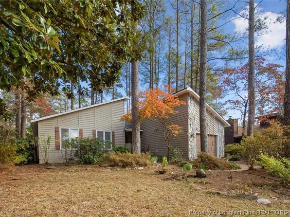 616 Dowfield Dr, Fayetteville, NC 28311