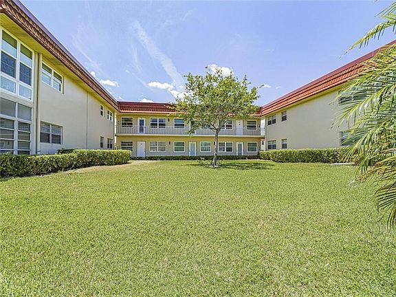 3rd image of 66 Woodland Drive #203