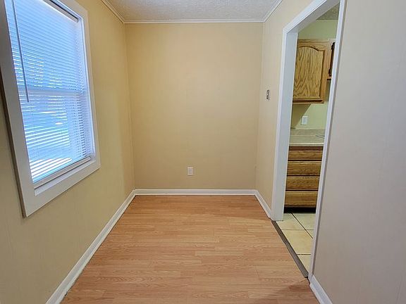 4th image of 310 Watauga Dr APT 2