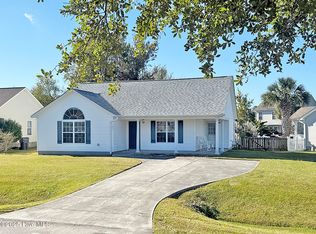 4901 N Hampton Dr SE, Southport, NC 28461