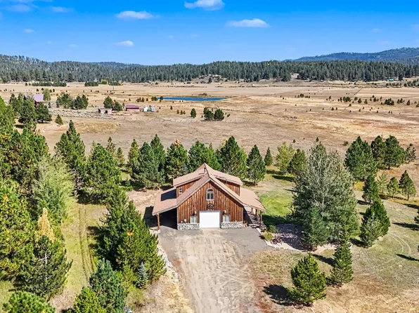 106 Wilderness Lake Rd, Cascade, ID 83611