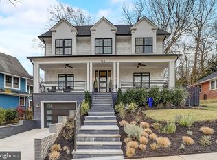 762 26th Pl S, Arlington, VA 22202