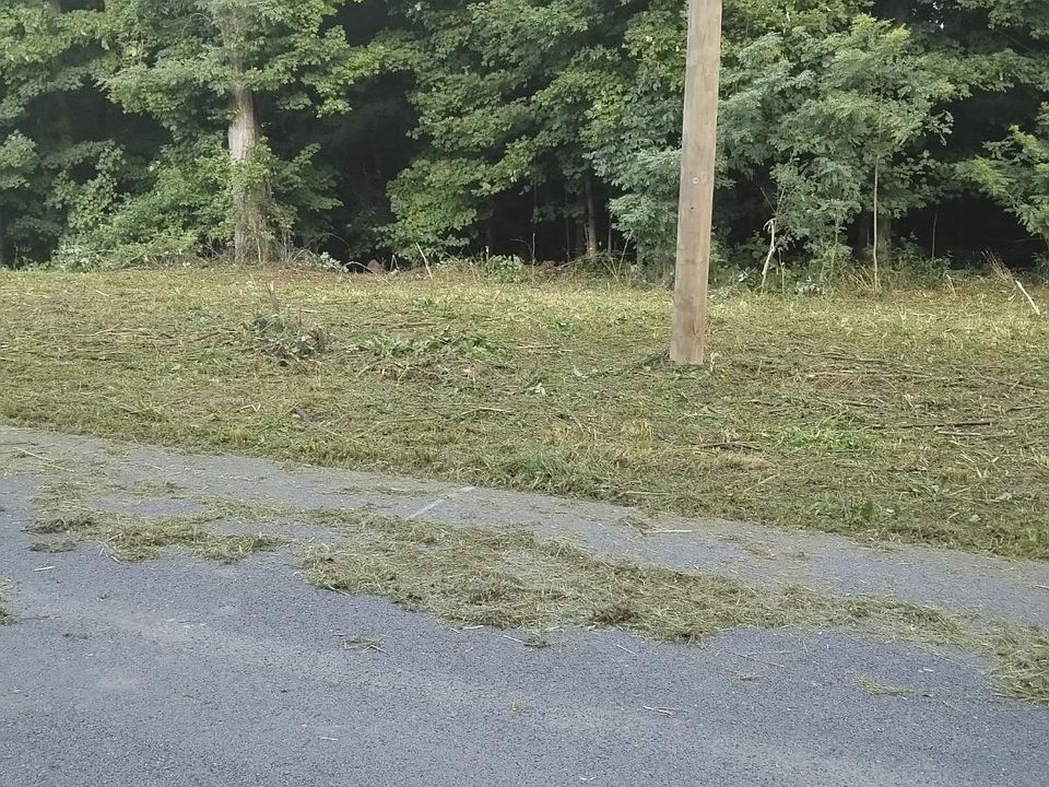 2nd image of 7401 N Newark Rd
