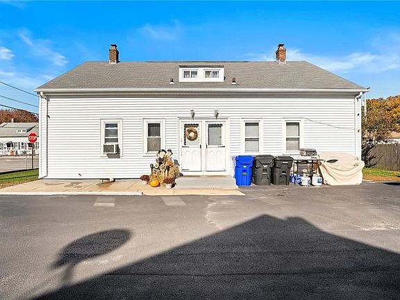 4th image of 89-91 E Main St