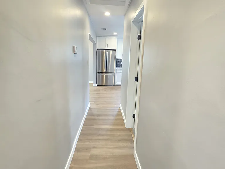 6327 California Ave — Photo 24