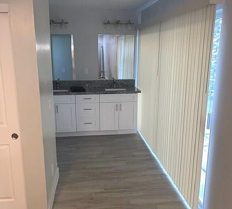 5th image of 5203 Martingale Ave