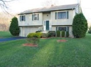 108 Starr St, Norwich, CT 06360