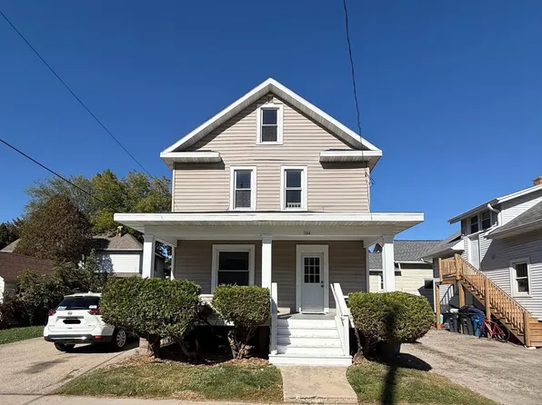 306 W Lincoln Ave, Oshkosh, WI 54901