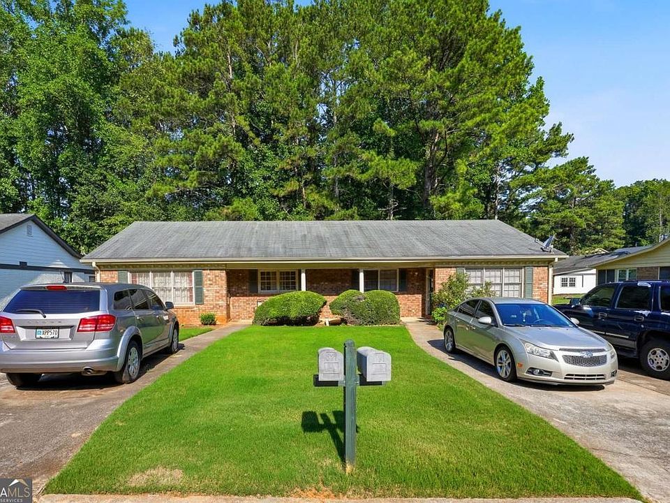 1st image of 3440 Southgate Trl SE #A & B