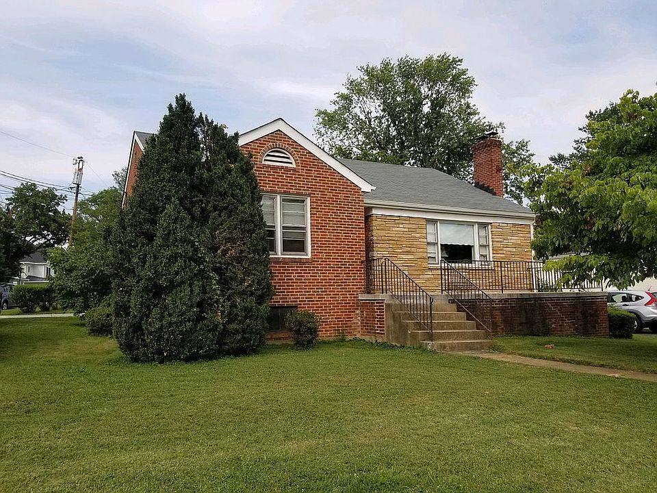 1st image of 1415 N George Mason Dr