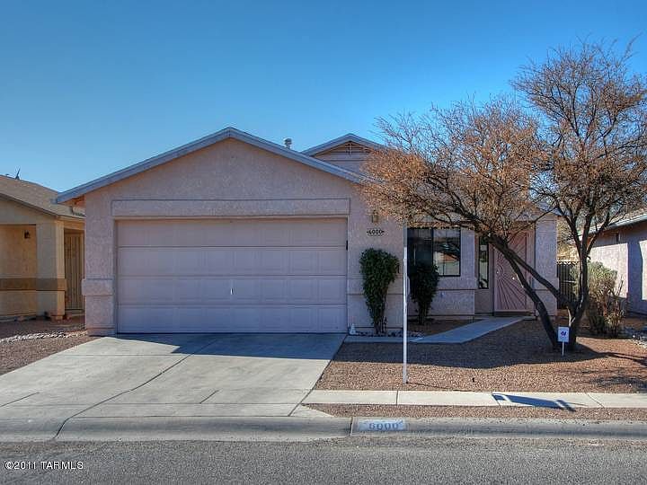 1st image of 6000 S Wood Crest Dr