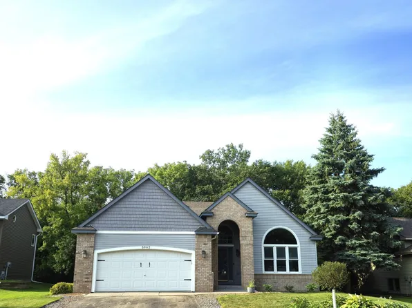 5962 N Ridge Dr, Savage, MN 55378