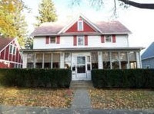 112 2nd St, Libertyville, IL