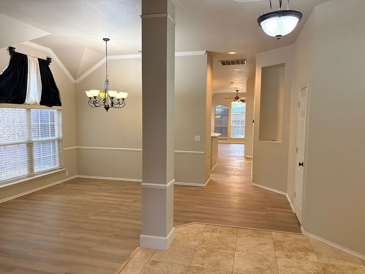 Building Photo - 11229 Las Polamas Dr