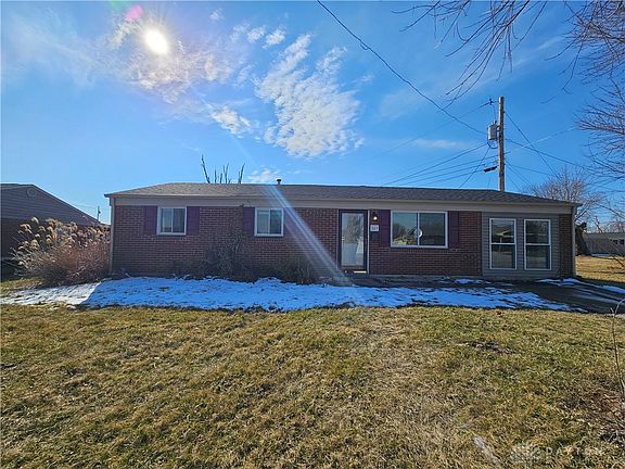 3rd image of 269 Crosswell Ave