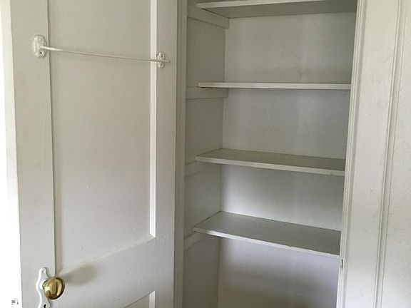 2nd image of 7314 Hampton Blvd APT B6