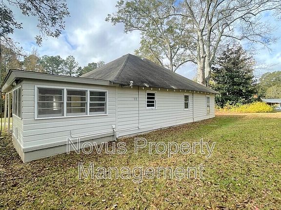 3rd image of 586 McKenzie Bridge Rd