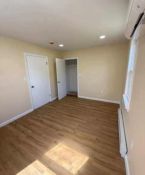 1 Pond Pl — Photo 14