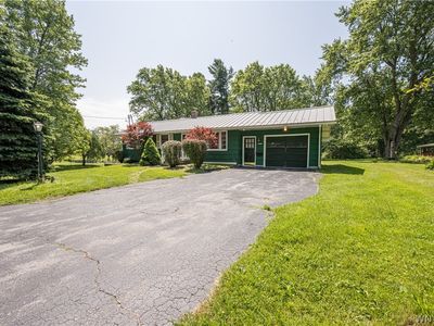 181 Cayuga Creek Rd, Cheektowaga, NY, 14227