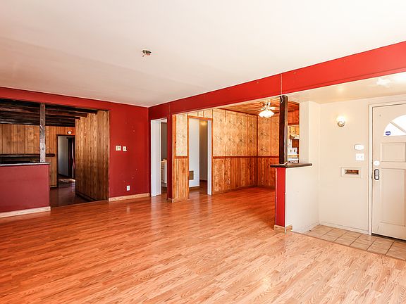 4th image of 14604 Clark Ave