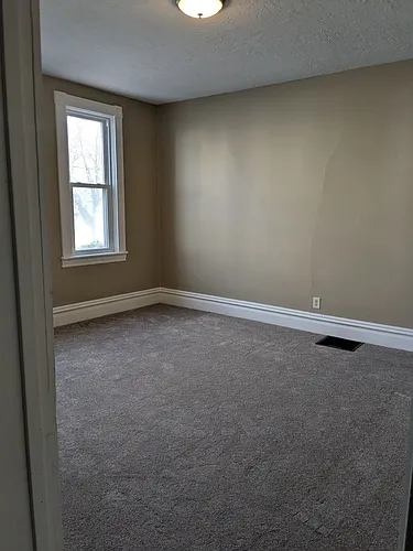 1613 4th Ave Photo 1