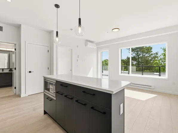 6220 Gooseberry Dr #D258, Surrey, BC V3S 0C7