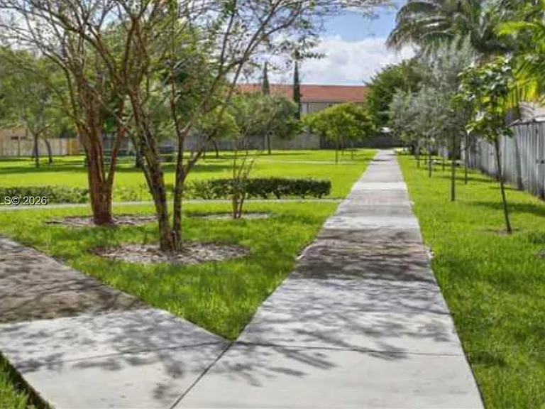 14213 SW 126th Pl — Photo 11