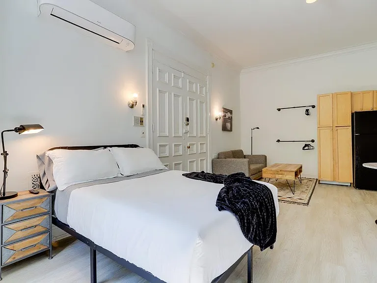1765 R St NW #101 — Photo 11