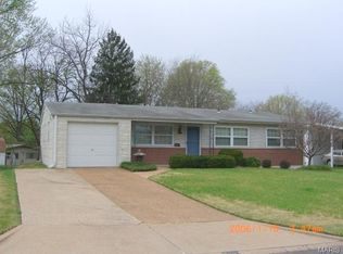 665 Paddock Dr, Florissant, MO 63033