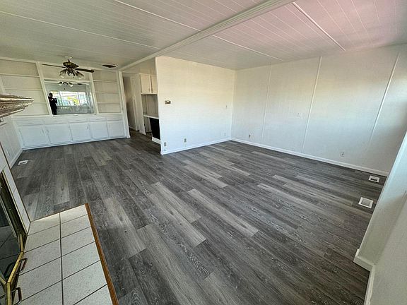 4th image of 1220 Tasman Dr #215