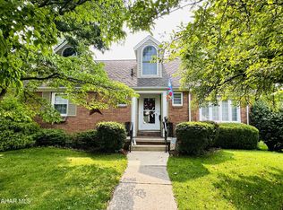 206 N Park St, Martinsburg, PA