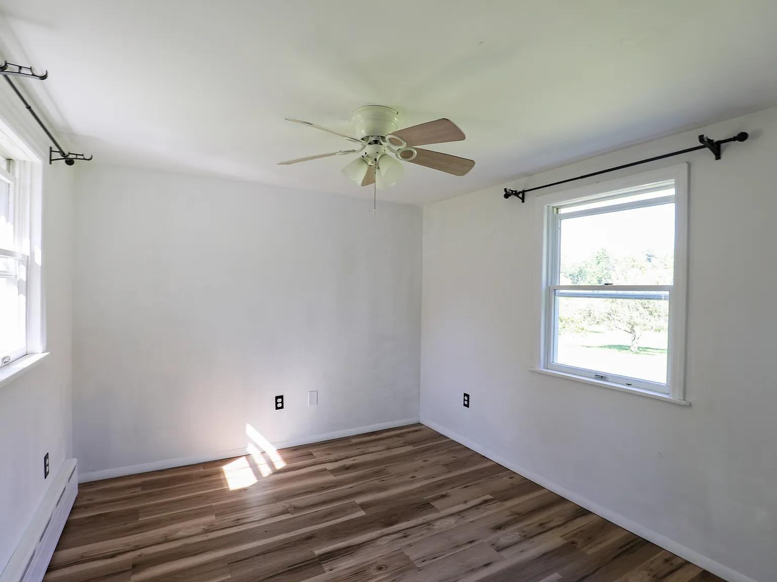 1 bed, 440 sqft, $1,400 — Photo 4