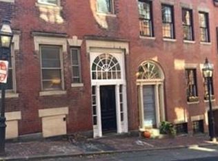 114 Myrtle St #1, Boston, MA 02114
