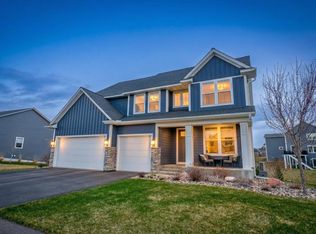 10668 39th St N, Lake Elmo, MN 55042