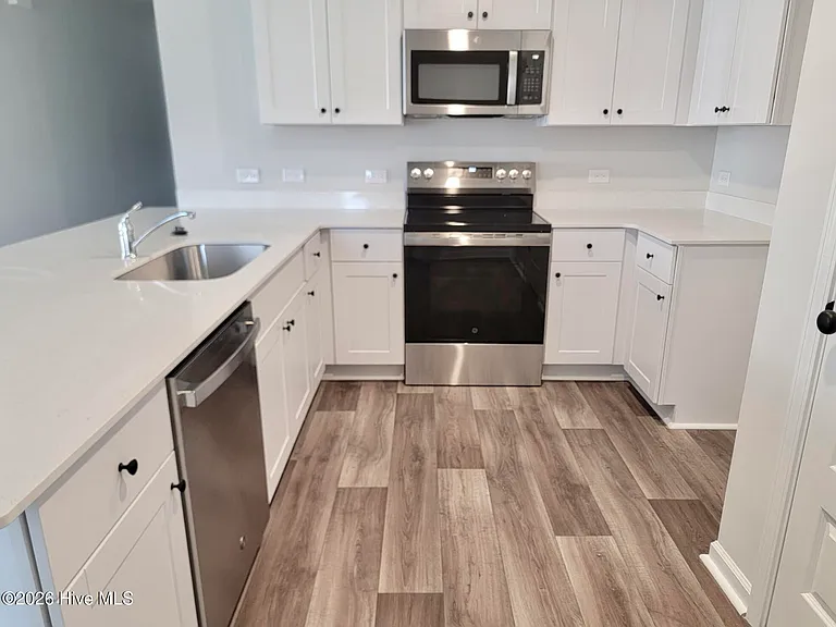 1206 Black Kite Ct SW — Photo 3